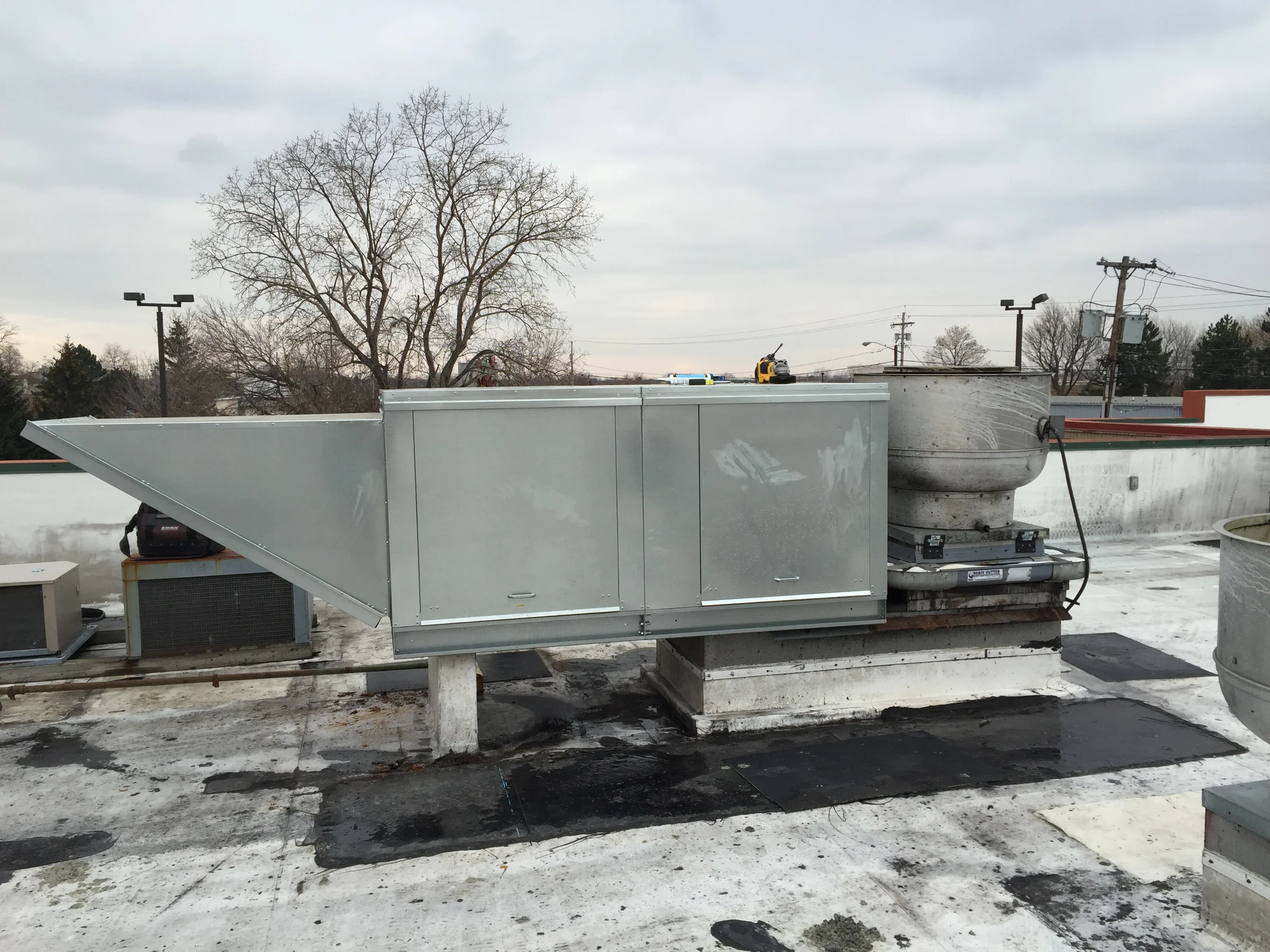 Quick-Service Restaurant & Fast-Food Roofing